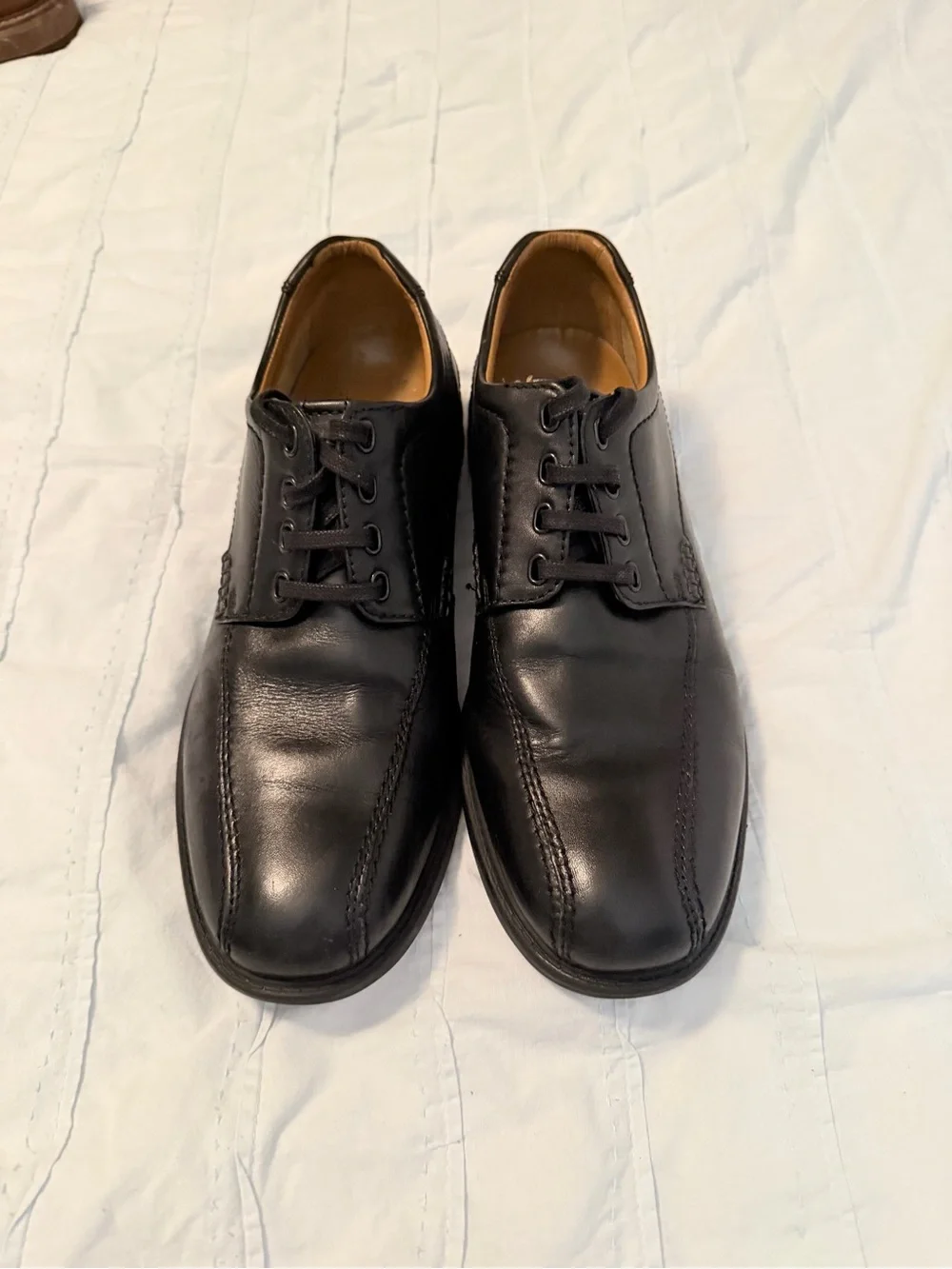 Clarks Black Leather Lace-Up Oxford Shoes